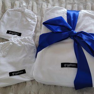 Gryphon King Duvet and Gryphon King Sheet set